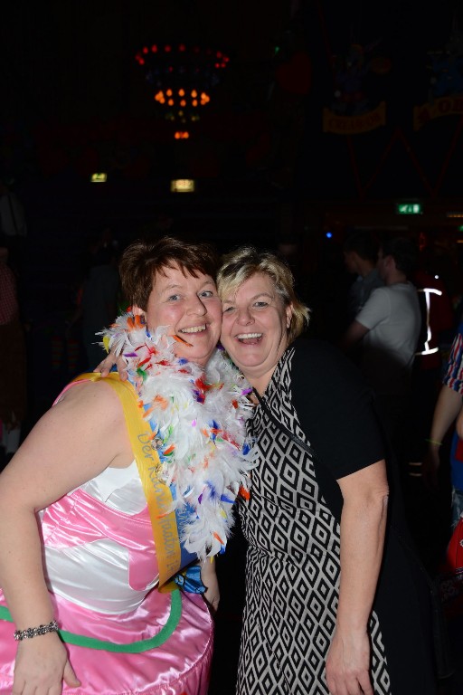 ../Images/Jubileum feest 5x11 336.jpg